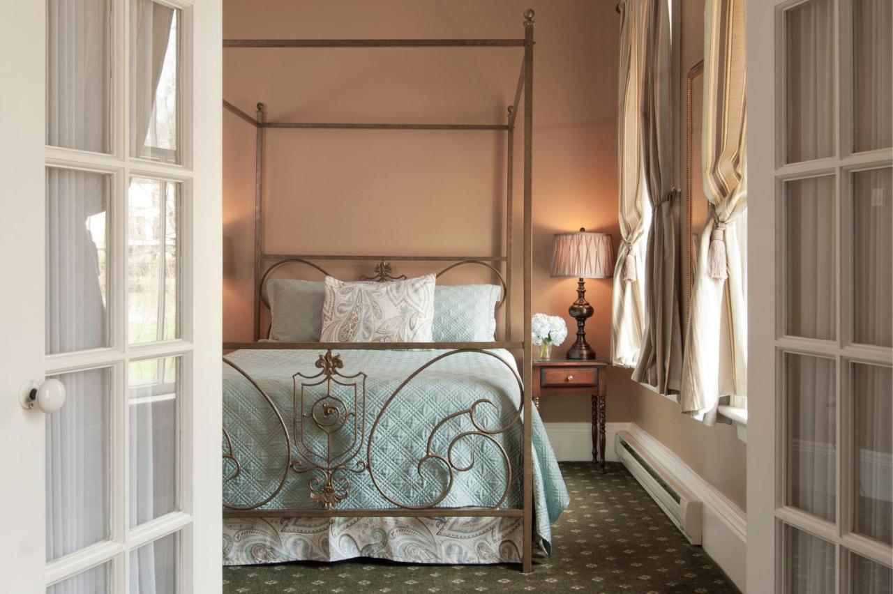 The Inn At Cooperstown Room photo