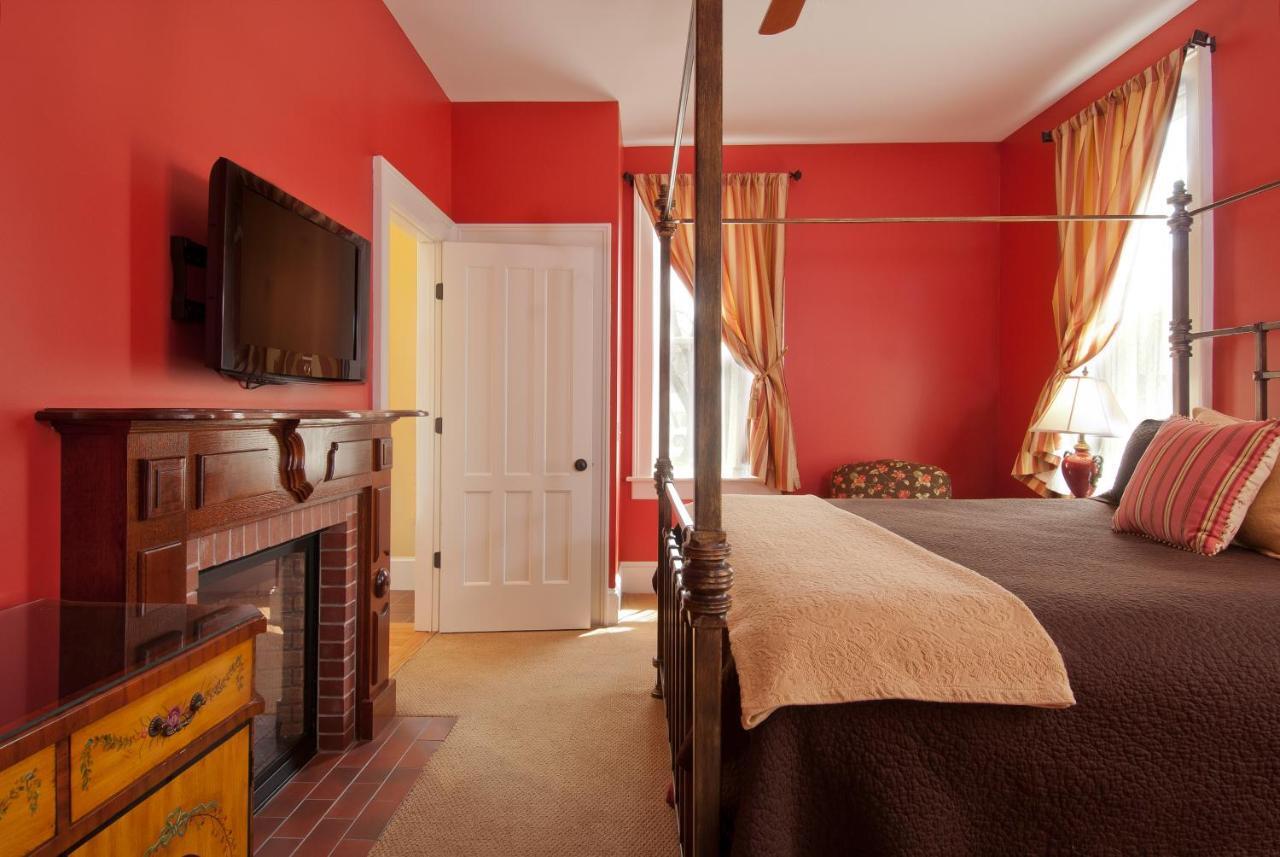 The Inn At Cooperstown Room photo
